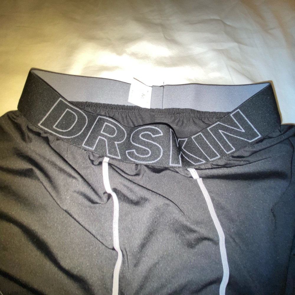 DRSKIN leggings size M
